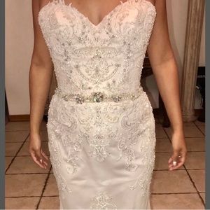 Wedding dress with detachable train by Justin Alexander